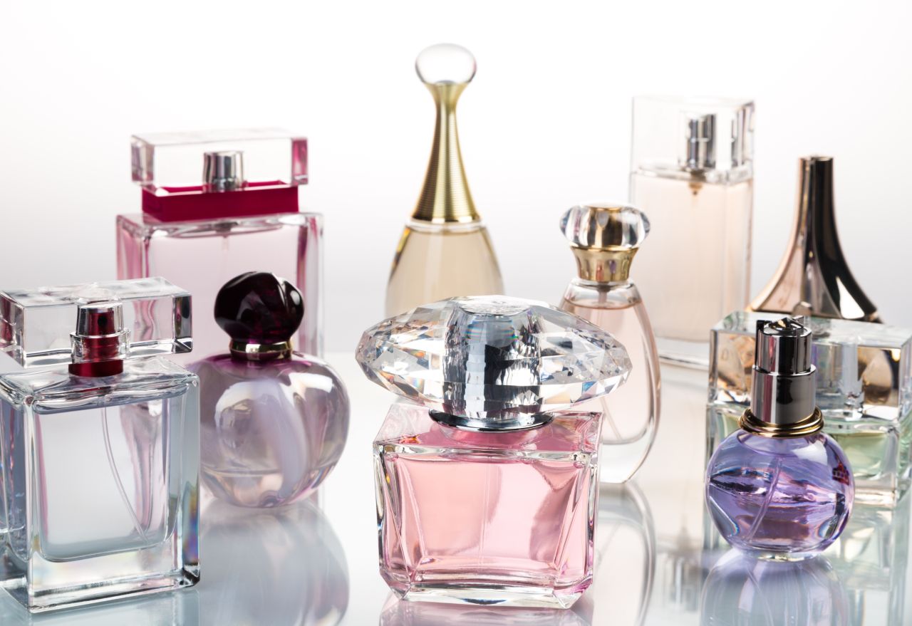 Na co zwrócić uwagę dokonując wyboru damskich perfum?